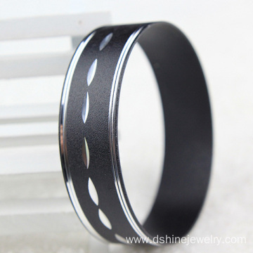 Black Aluminium Wide Bangles With Silver Engraved Pattern